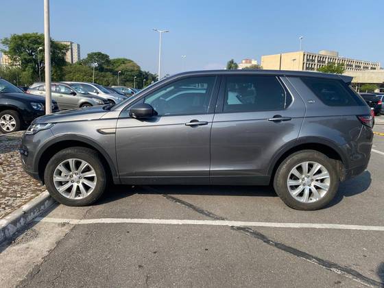 LAND ROVER DISCOVERY SPORT 2.0 16V TD4 TURBO DIESEL SE 4P AUTOMÁTICO
